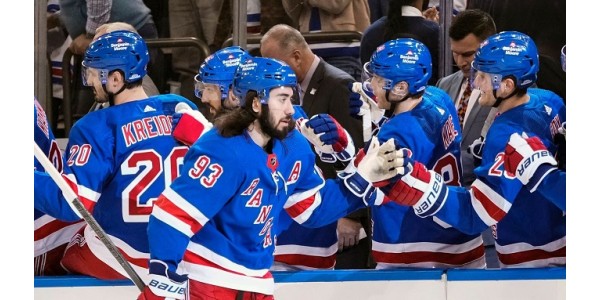 Vítězstvím končí 800. zápas kariéry Miky Zibanejada v NHL Vítězstvím končí 800. zápas kariéry Miky Zibanejada v NHL